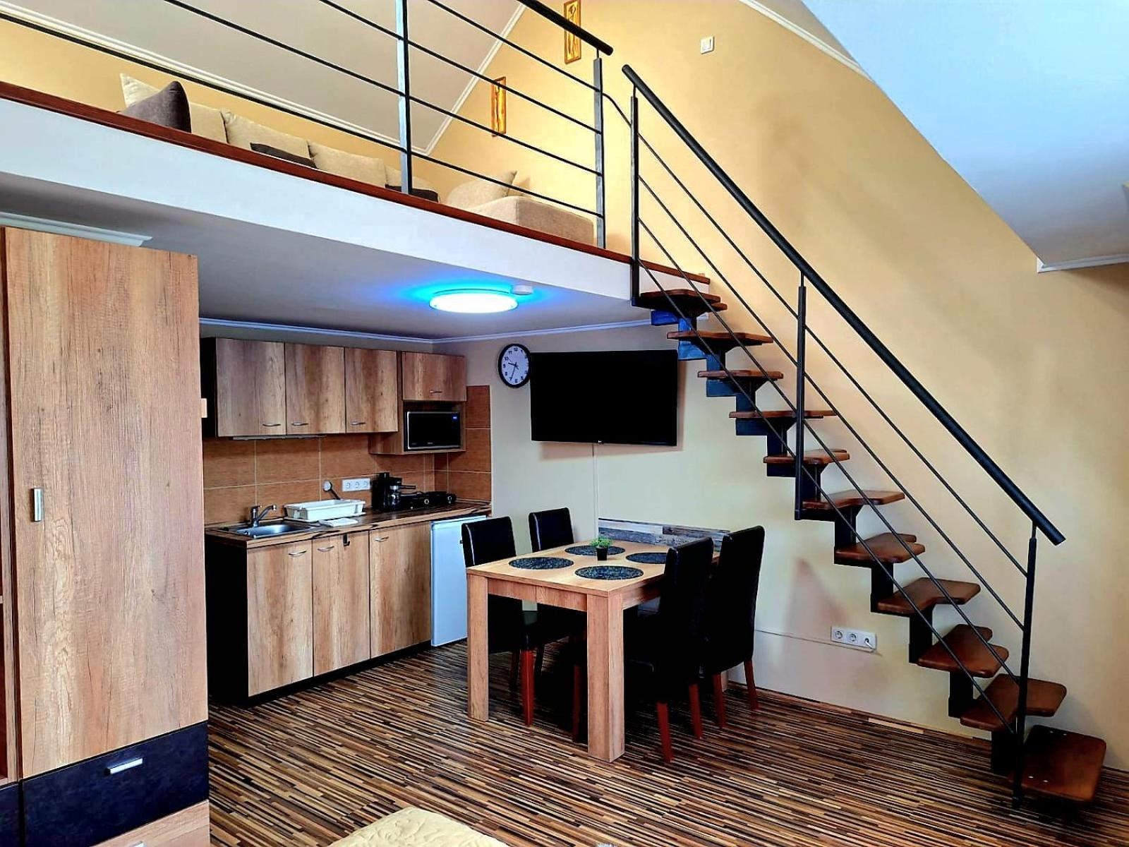 Angyal Apartman Gyula Buitenkant foto
